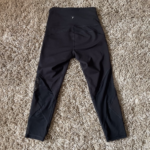 Old Navy Athletic Wear Leggings w/ Mesh - Picture 5 of 9